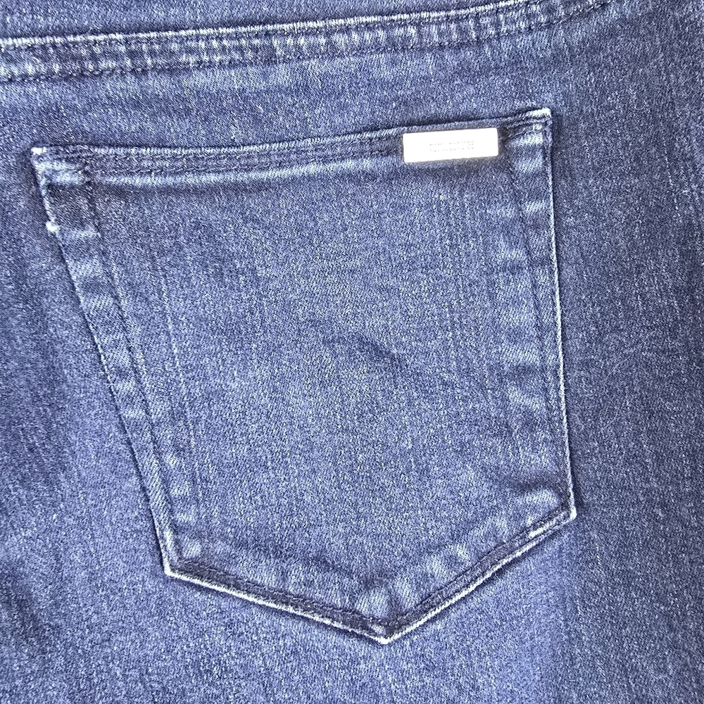 Chico's So Slimming Dark Wash Ankle Length Jeans Straight Leg Stretchy Size 1=8 - Picture 14 of 15
